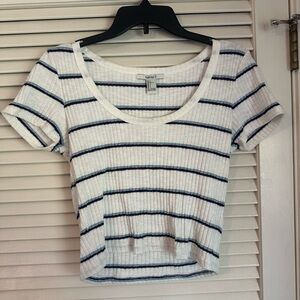 Forever 21 White and Navy Striped Ribbed Top